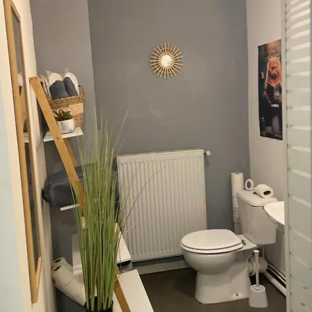 شقة Cosy Triplex Plein Centre Maison De بولون-سور-مير